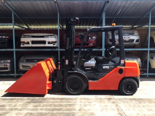 ขายรถโฟลคลิฟท์ TOYOTA 8FD25 ,1322ชั่วโมง, เครื่องยนต์ดีเซล 1DZ III ,งาปรับคว่ำหงาย, เสายกสูง 5.5 เมตร , ปุ้งกี๋นอกปากกว้าง 1.5 เมตร หนา 6 มิล, นำเข้าแท้จากญี่ปุ่น 100\% ( รถไม่เคยใช้งานในเมืองไทย นำเข้าจากญี่ปุ่น ) ขายรถโฟลคลิฟท์ TOYOTA 8FD25 ,1322ชั่วโมง, เครื่องยนต์ดีเซล 1DZ III ,งาปรับคว่ำหงาย, เสายกสูง 5.5 เมตร , ปุ้งกี๋นอกปากกว้าง 1.5 เมตร หนา 6 มิล, นำเข้าแท้จากญี่ปุ่น 100\% ( รถไม่เคยใช้งานในเมืองไทย นำเข้าจากญี่ปุ่น )