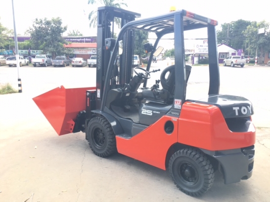 ขายรถโฟลคลิฟท์ TOYOTA 8FD25 ,1322ชั่วโมง, เครื่องยนต์ดีเซล 1DZ III ,งาปรับคว่ำหงาย, เสายกสูง 5.5 เมตร , ปุ้งกี๋นอกปากกว้าง 1.5 เมตร หนา 6 มิล, นำเข้าแท้จากญี่ปุ่น 100\% ( รถไม่เคยใช้งานในเมืองไทย นำเข้าจากญี่ปุ่น ) ขายรถโฟลคลิฟท์ TOYOTA 8FD25 ,1322ชั่วโมง, เครื่องยนต์ดีเซล 1DZ III ,งาปรับคว่ำหงาย, เสายกสูง 5.5 เมตร , ปุ้งกี๋นอกปากกว้าง 1.5 เมตร หนา 6 มิล, นำเข้าแท้จากญี่ปุ่น 100\% ( รถไม่เคยใช้งานในเมืองไทย นำเข้าจากญี่ปุ่น )