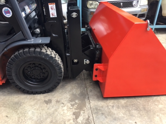 ขายรถโฟลคลิฟท์ TOYOTA 8FD25 ,1322ชั่วโมง, เครื่องยนต์ดีเซล 1DZ III ,งาปรับคว่ำหงาย, เสายกสูง 5.5 เมตร , ปุ้งกี๋นอกปากกว้าง 1.5 เมตร หนา 6 มิล, นำเข้าแท้จากญี่ปุ่น 100\% ( รถไม่เคยใช้งานในเมืองไทย นำเข้าจากญี่ปุ่น ) ขายรถโฟลคลิฟท์ TOYOTA 8FD25 ,1322ชั่วโมง, เครื่องยนต์ดีเซล 1DZ III ,งาปรับคว่ำหงาย, เสายกสูง 5.5 เมตร , ปุ้งกี๋นอกปากกว้าง 1.5 เมตร หนา 6 มิล, นำเข้าแท้จากญี่ปุ่น 100\% ( รถไม่เคยใช้งานในเมืองไทย นำเข้าจากญี่ปุ่น )