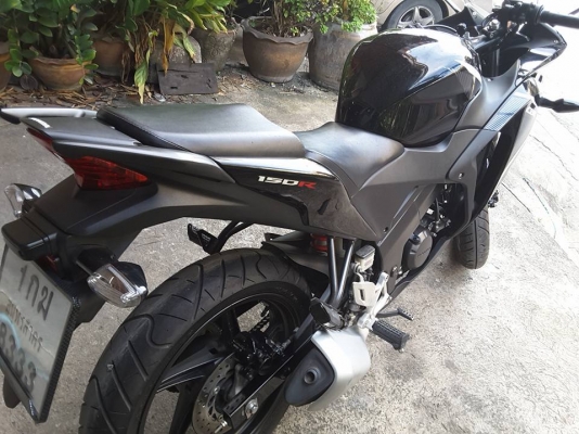 ขาย HONDA CBR 150 i ปี 57 เครื่องดีเดิมๆ ภายนอกสวย ไม่มีรอยล้ม รถวิ่งน้อยสี่พันกว่าโล เล่มพร้อมชุดโอน ขาย HONDA CBR 150 i ปี 57 เครื่องดีเดิมๆ ภายนอกสวย ไม่มีรอยล้ม รถวิ่งน้อยสี่พันกว่าโล เล่มพร้อมชุดโอน