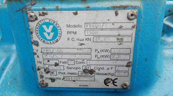 มอเตอร์สั่นเขย่าอิตาลี่ Venanzetti ITALY ขนาด 4.5 HP 380V มีหลายลูกมาเลือกก่อนได้