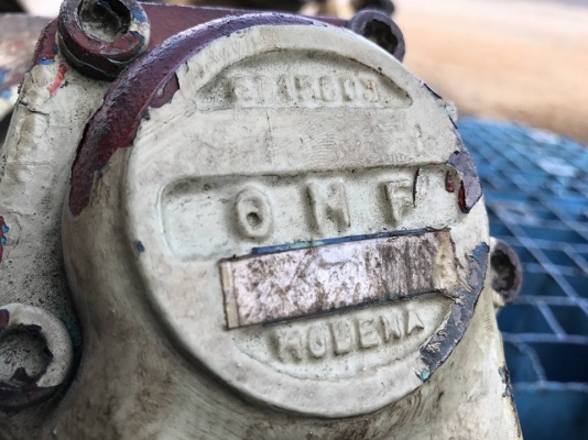 ** SOLD ** มอเตอร์ไฮดรอลิคปั้ม5ดาว Modena ITALY เบอร์ 2 ถอดจากไลน์ฉีดสดแน่น!!