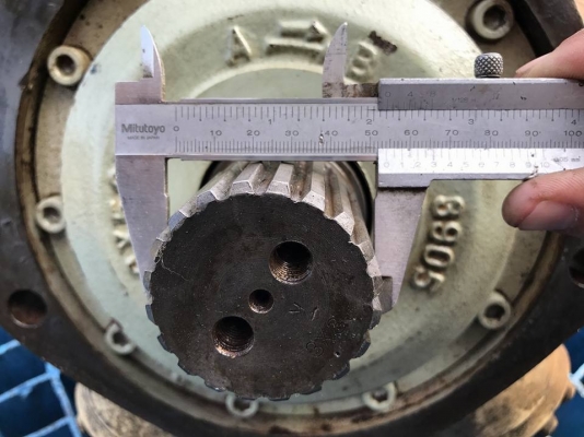 มอเตอร์ไฮดรอลิคปั้ม5ดาว Kawasaki JAPAN เบอร์ 4 ถอดจากไลน์ฉีดสดแน่น!!