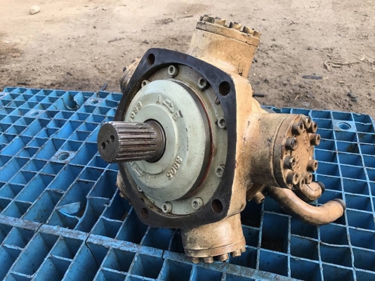 มอเตอร์ไฮดรอลิคปั้ม5ดาว Kawasaki JAPAN เบอร์ 4 ถอดจากไลน์ฉีดสดแน่น!!