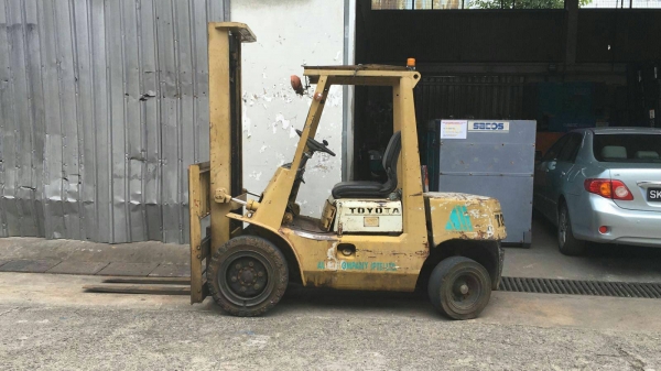 รถโฟร์คลิฟ 3 ตัน Toyota auto by OEK