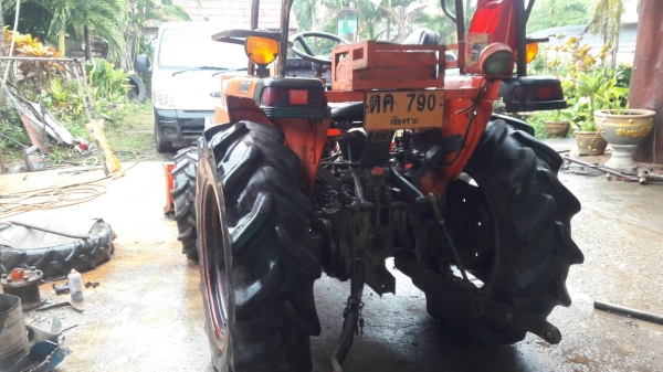ขายรถไถ Kubota L3408 สภาพดีสวยๆๆอุปกรณ์ครบ 3 ชิ้น มีเล่มพร้อมโอนครับ