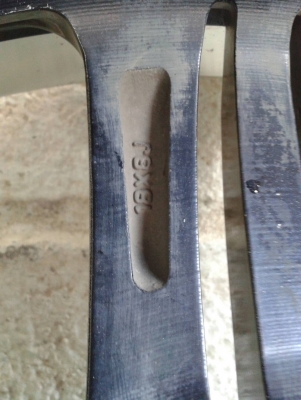 ขอบ18นิ้ว5รู114 ชุดนี้ ราคา 7900 บาท