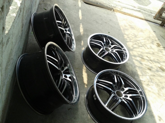 ขอบ18นิ้ว5รู114 ชุดนี้ ราคา 7900 บาท