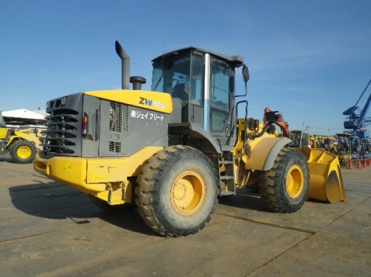 ขาย : รถตัก ยี่ห้อ : Hitachi รุ่น : ZW180 ขาย : รถตัก ยี่ห้อ : Hitachi รุ่น : ZW180