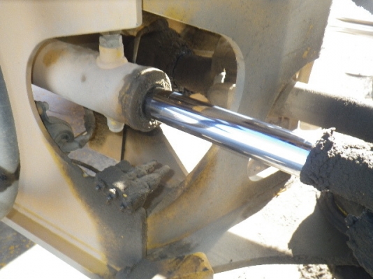 ขาย : รถตัก ยี่ห้อ : Hitachi รุ่น : ZW180 ขาย : รถตัก ยี่ห้อ : Hitachi รุ่น : ZW180