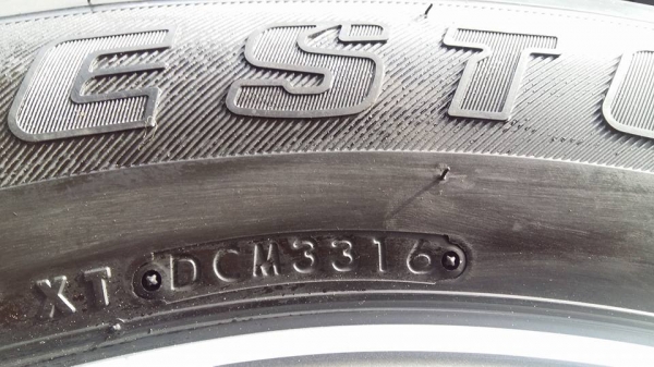 ขายล้อแม็กป้ายแดง trailblazer 18" พร้อมยางปี16  สนใจติดต่อ ร้าน ก.เจริญการยางครับ 081-3747940