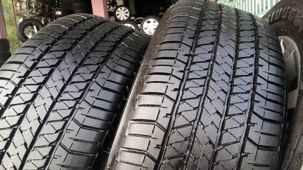 ขายล้อแม็กป้ายแดง trailblazer 18" พร้อมยางปี16  สนใจติดต่อ ร้าน ก.เจริญการยางครับ 081-3747940