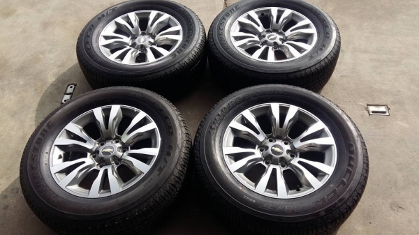 ขายล้อแม็กป้ายแดง trailblazer 18" พร้อมยางปี16  สนใจติดต่อ ร้าน ก.เจริญการยางครับ 081-3747940