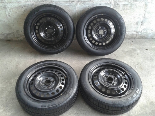 ล้อกะทะขอบ15นิ้ว4รู100 พร้อมยาง ชุุดนี้ ราคา 1900 บาท