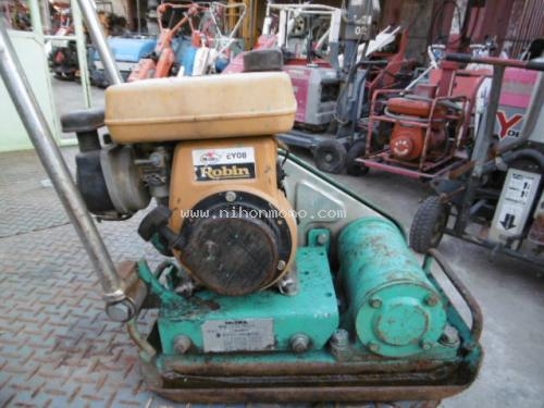 ขายถูก ขายเพียง9,500 บาท เครื่องตบดิน  MEIWA  KP5  รหัสสินค้า 80803471 แผ่นพื้นตบดินกว้าง 29 cm โทร 081-8283376