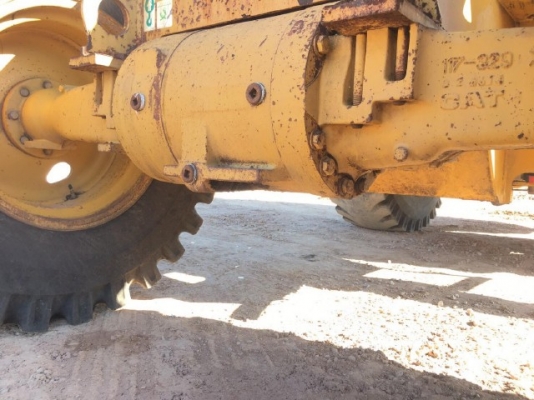 ขายรถตักล้อยาง CAT 910Hรถนอกนำเข้าจากญี่ปุ่น สภาพสวยพร้อมใช้ มีVDOการทำงานครับ ขายรถตักล้อยาง CAT 910Hรถนอกนำเข้าจากญี่ปุ่น สภาพสวยพร้อมใช้ มีVDOการทำงานครับ