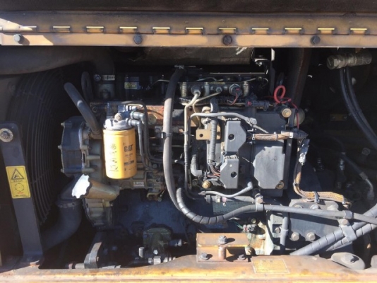 ขายรถตักล้อยาง CAT 910Hรถนอกนำเข้าจากญี่ปุ่น สภาพสวยพร้อมใช้ มีVDOการทำงานครับ ขายรถตักล้อยาง CAT 910Hรถนอกนำเข้าจากญี่ปุ่น สภาพสวยพร้อมใช้ มีVDOการทำงานครับ