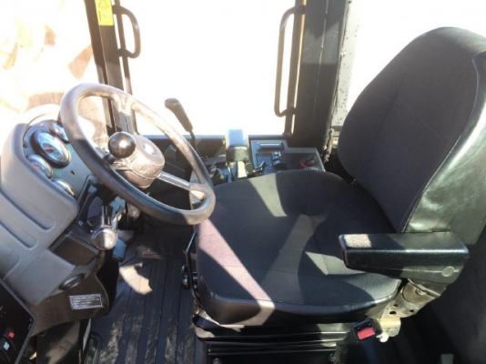 ขายรถตักล้อยาง CAT 910Hรถนอกนำเข้าจากญี่ปุ่น สภาพสวยพร้อมใช้ มีVDOการทำงานครับ ขายรถตักล้อยาง CAT 910Hรถนอกนำเข้าจากญี่ปุ่น สภาพสวยพร้อมใช้ มีVDOการทำงานครับ