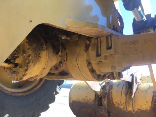 ขายรถตักล้อยาง CAT 910Hรถนอกนำเข้าจากญี่ปุ่น สภาพสวยพร้อมใช้ มีVDOการทำงานครับ ขายรถตักล้อยาง CAT 910Hรถนอกนำเข้าจากญี่ปุ่น สภาพสวยพร้อมใช้ มีVDOการทำงานครับ