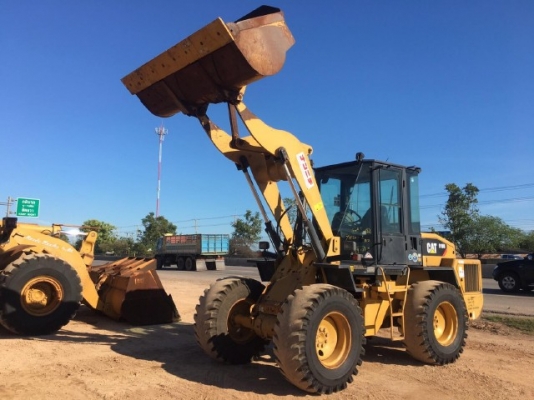 ขายรถตักล้อยาง CAT 910Hรถนอกนำเข้าจากญี่ปุ่น สภาพสวยพร้อมใช้ มีVDOการทำงานครับ ขายรถตักล้อยาง CAT 910Hรถนอกนำเข้าจากญี่ปุ่น สภาพสวยพร้อมใช้ มีVDOการทำงานครับ