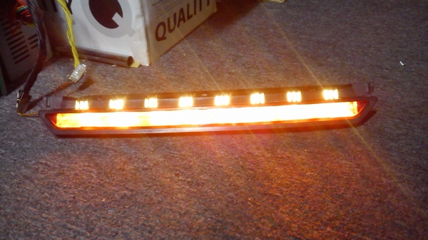 ไฟเบรคหลังดวงที่สาม VW PASSAT แวน