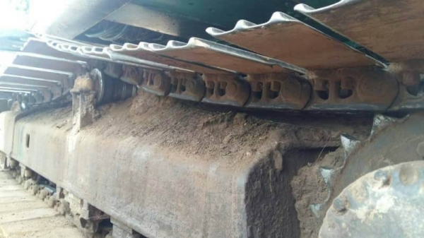 ขาย 395,000 KOBELCO SK120 MARK 5 เครื่องดี ปั้มแรง ไฟฟ้าครบ โช่หนา เอวแน่น เอกสารชื้อขาย  รถอยู่ จ.ขอนแก่น 090-772-3710 090-772-3708