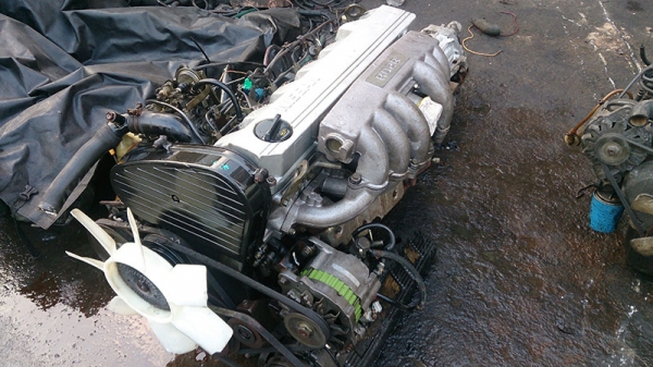 ขายเครื่องยนต์ดีเซล Nissan Rd28 Auto