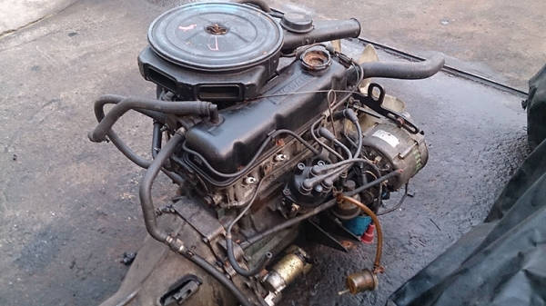 ขายเครื่องยนต์เบนซินขับหลัง Nissan A 15