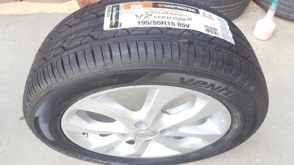 ขายล้อNissan March15"Top พร้อมยางใหม่ปี16 4 ล้อ