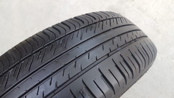 ขายล้อNissan March15"Top ยางปี15 4 ล้อ