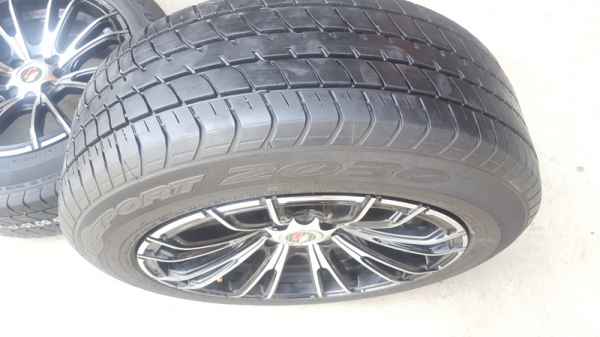 ขายล้อRAIDEN 15 4รู100 พร้อมยางปี14 4 ล้อ