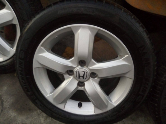 ล้อเดิมขอบ 15 ใส่รถ 4 รู 100 ได้หลายรุ่น พร้อมยาง 3900 บาท