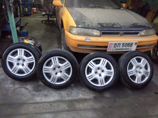 ล้อกระทะพร้อมฝาครอบ พร้อมยางสวยปี 13 พร้อมใช้