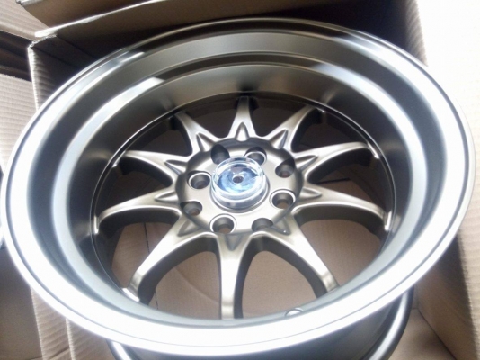 แม็กใหม่ CE28 ฮิตติดเทรนด์ สีน้ำตาลขอบชา ใส่รถได้หลายรุ่น