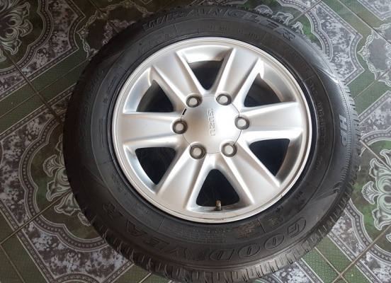 ขายล้อISUZU All 16 ยาง215/65/16 ปี 15 4 ล้อ