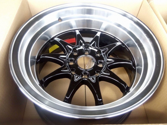 ด่วนล้อใหม่ CE28 ขอบ 15 กว้าง 8 ออฟ 0 ชุดละ 8900 บาท