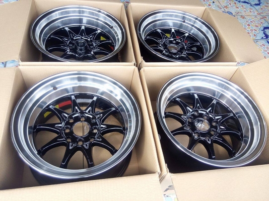 ด่วนล้อใหม่ CE28 ขอบ 15 กว้าง 8 ออฟ 0 ชุดละ 8900 บาท