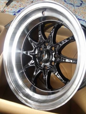 ด่วนล้อใหม่ CE28 ขอบ 15 กว้าง 8 ออฟ 0 ชุดละ 8900 บาท