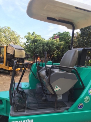 ขายรถแบคโฮKOMATSU PC30รุ่น7เก่านอกญี่ปุ่นเอกสารอินวอยนำเข้าไม่เคยใช้งานในไทยคับ ขายรถแบคโฮKOMATSU PC30รุ่น7เก่านอกญี่ปุ่นเอกสารอินวอยนำเข้าไม่เคยใช้งานในไทยคับ