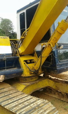 ขายรถแบคโฮ KOMATSU PC60-5 ราคา 450000 ขายรถแบคโฮ KOMATSU PC60-5 ราคา 450000