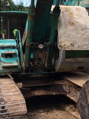 ขายรถแบคโฮ KOBELCO SK200-Vsuper ราคา 900000