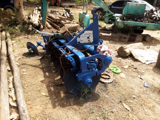 ขายรถไถ FORD 6610 เพลาเดี่ยว เครื่องมือ 3 อย่าง ใบมีด 3 จาน 7 จาน ราคา 320000