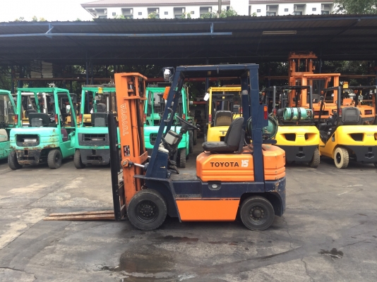 TOYOTA 5FG15 เครื่องเบนซิล เกียร์ออโต้ เสาสูง3เมตร สนใจติดต่อ083-062-0223(ปอน)