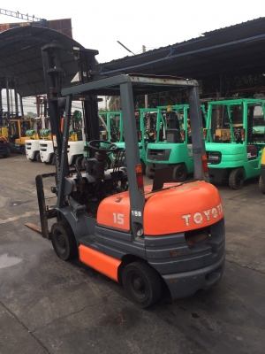 TOYOYA 6FG15 เครื่องเบนซิล เกียร์ธรรมดา เสาสูง4เมตร สนใจติดต่อ083-062-0223(ปอน)