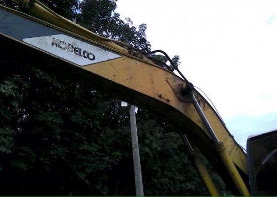 ขาย 350,000 KOBELCO sk 200-3 เล่มทะเบียน ไฟฟ้าตัด เครื่องดี ปั้มแรง ช่วงล่างอ่อนนิด ตามสภาพ รถอยู่ ห