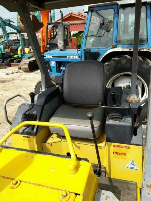 ขายKOMATSU D20PL-7  เก่าญี่ปุ่นแท้  สภาพสวย  แทรคใหญ่...คอนโทรลมือ  เดิมๆๆพร้อมใช้  โทร  089-3818694  ดวงนภา