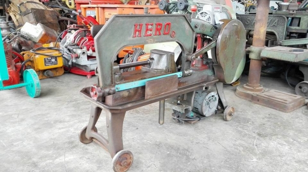** SOLD ** เลื่อยตัดเหล็ก HERO 14" รุ่นท้อปมีปั้มน้ำ ไฟบ้าน Hitachi 1/2 HP 220V อุปกรณ์ครบพร้อมใช้ ** SOLD ** เลื่อยตัดเหล็ก HERO 14" รุ่นท้อปมีปั้มน้ำ ไฟบ้าน Hitachi 1/2 HP 220V อุปกรณ์ครบพร้อมใช้