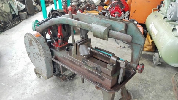 ** SOLD ** เลื่อยตัดเหล็ก HERO 14" รุ่นท้อปมีปั้มน้ำ ไฟบ้าน Hitachi 1/2 HP 220V อุปกรณ์ครบพร้อมใช้ ** SOLD ** เลื่อยตัดเหล็ก HERO 14" รุ่นท้อปมีปั้มน้ำ ไฟบ้าน Hitachi 1/2 HP 220V อุปกรณ์ครบพร้อมใช้