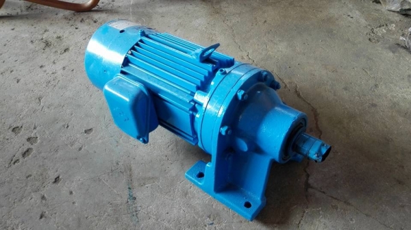 ** SOLD ** มอเตอร์เกียร์ Sumitomo 1 HP ทด 1:11 (130rpm) 380V พร้อมใช้งาน ** SOLD ** มอเตอร์เกียร์ Sumitomo 1 HP ทด 1:11 (130rpm) 380V พร้อมใช้งาน