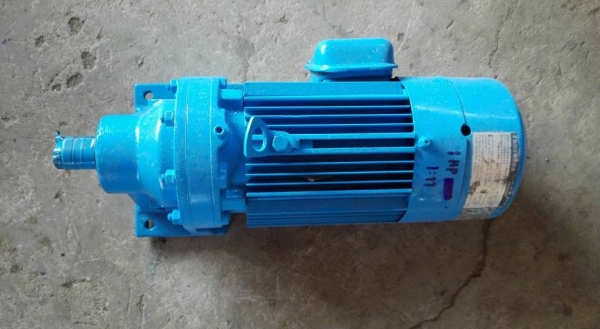 ** SOLD ** มอเตอร์เกียร์ Sumitomo 1 HP ทด 1:11 (130rpm) 380V พร้อมใช้งาน ** SOLD ** มอเตอร์เกียร์ Sumitomo 1 HP ทด 1:11 (130rpm) 380V พร้อมใช้งาน